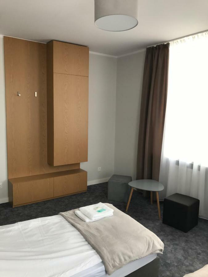 7 Rooms Mtp ポズナン エクステリア 写真