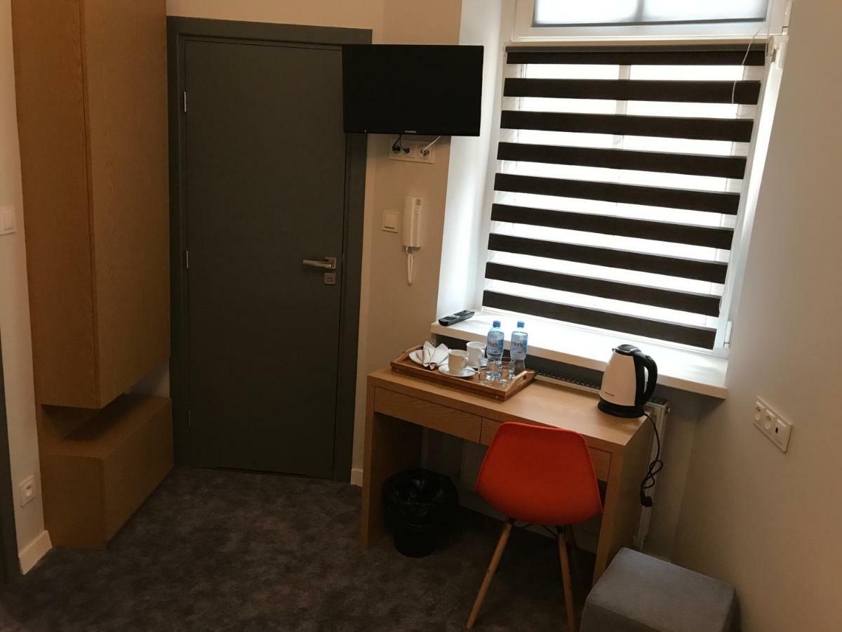 7 Rooms Mtp ポズナン エクステリア 写真