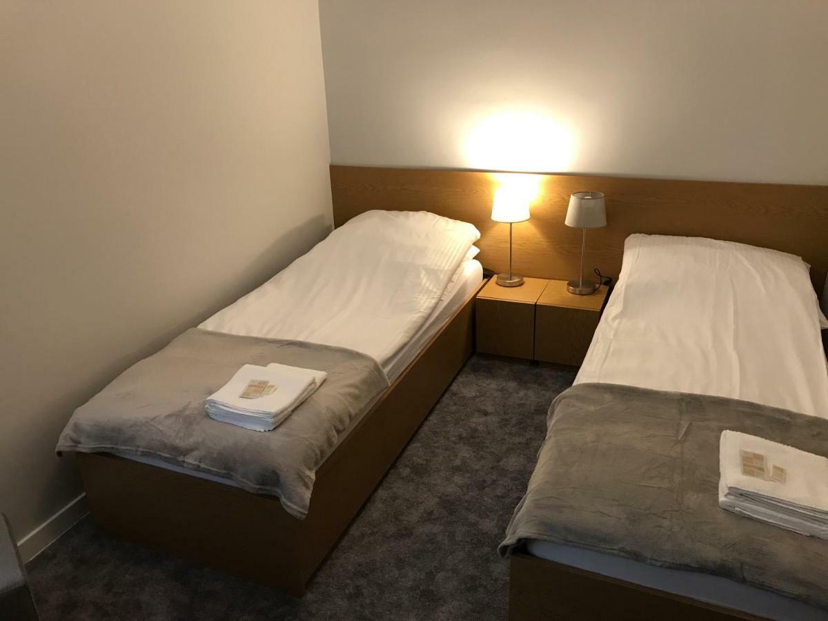 7 Rooms Mtp ポズナン エクステリア 写真